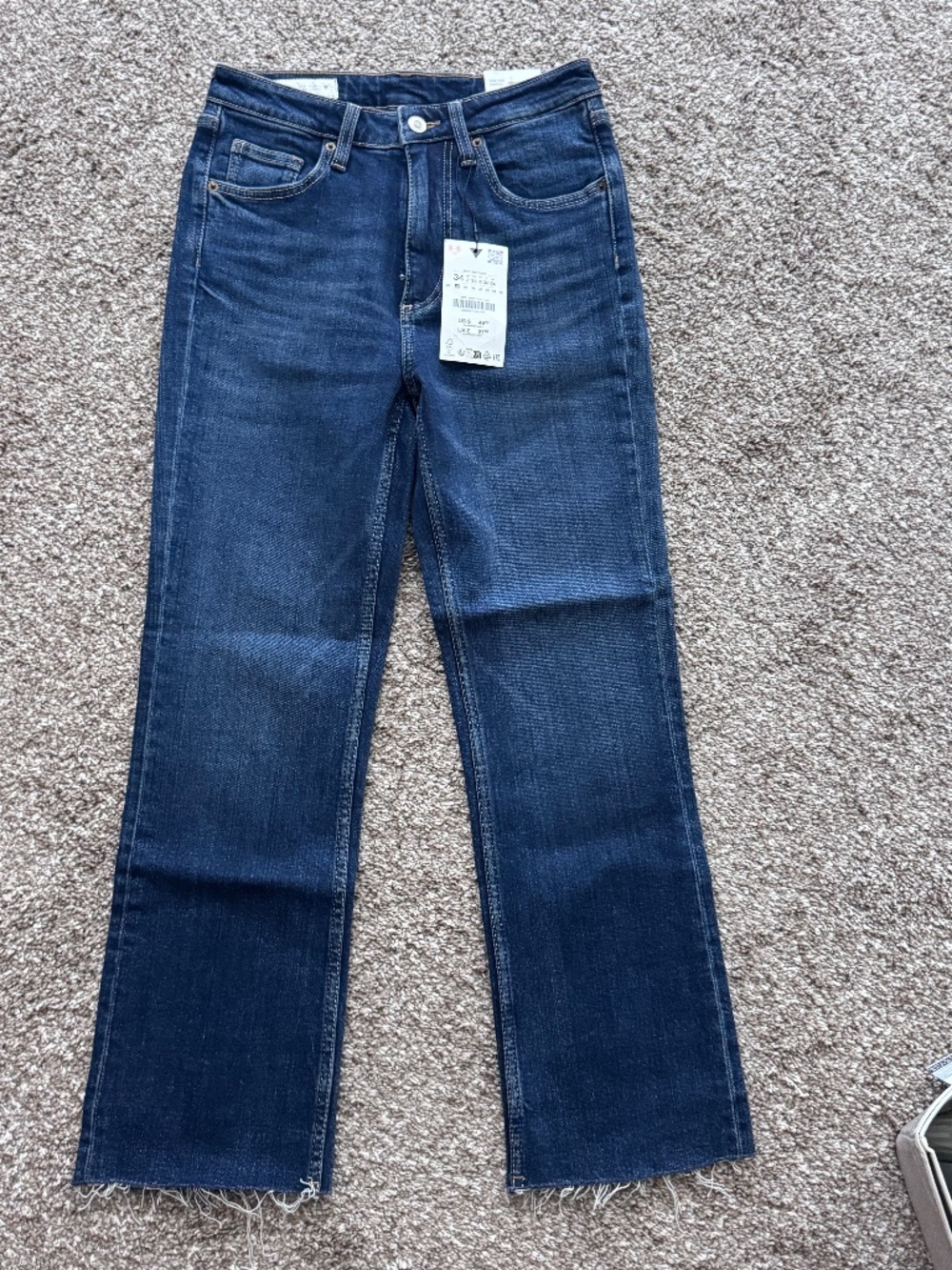 Zara bnwt crop ankle flare jeans size 2